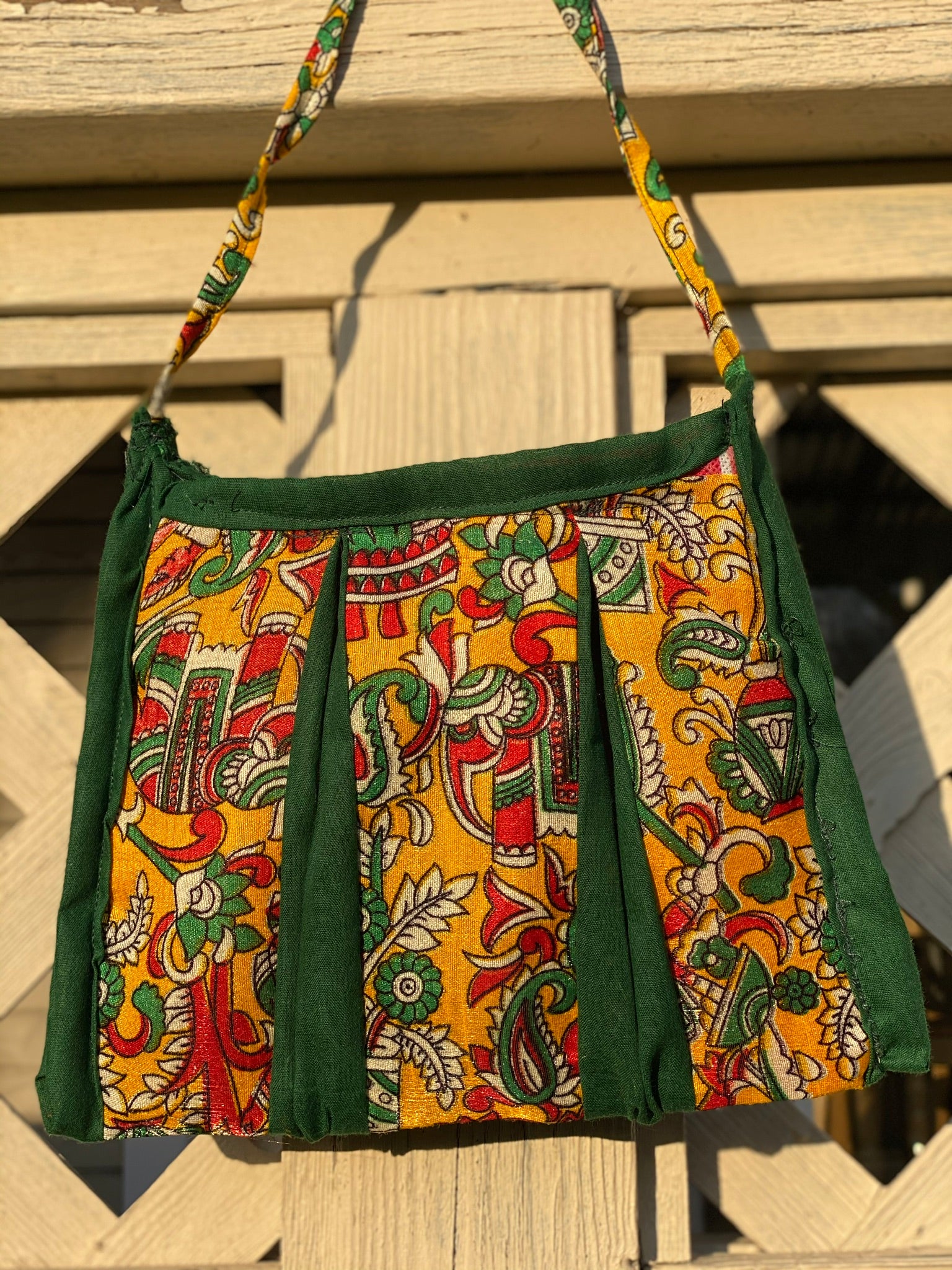 HandBags: Madhubani Wristlet Green